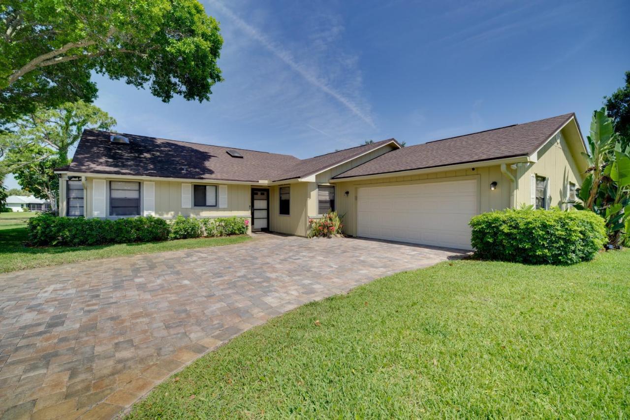 Lakewood Park Retreat On Fairway - 4 Mi To Beach! Exterior photo